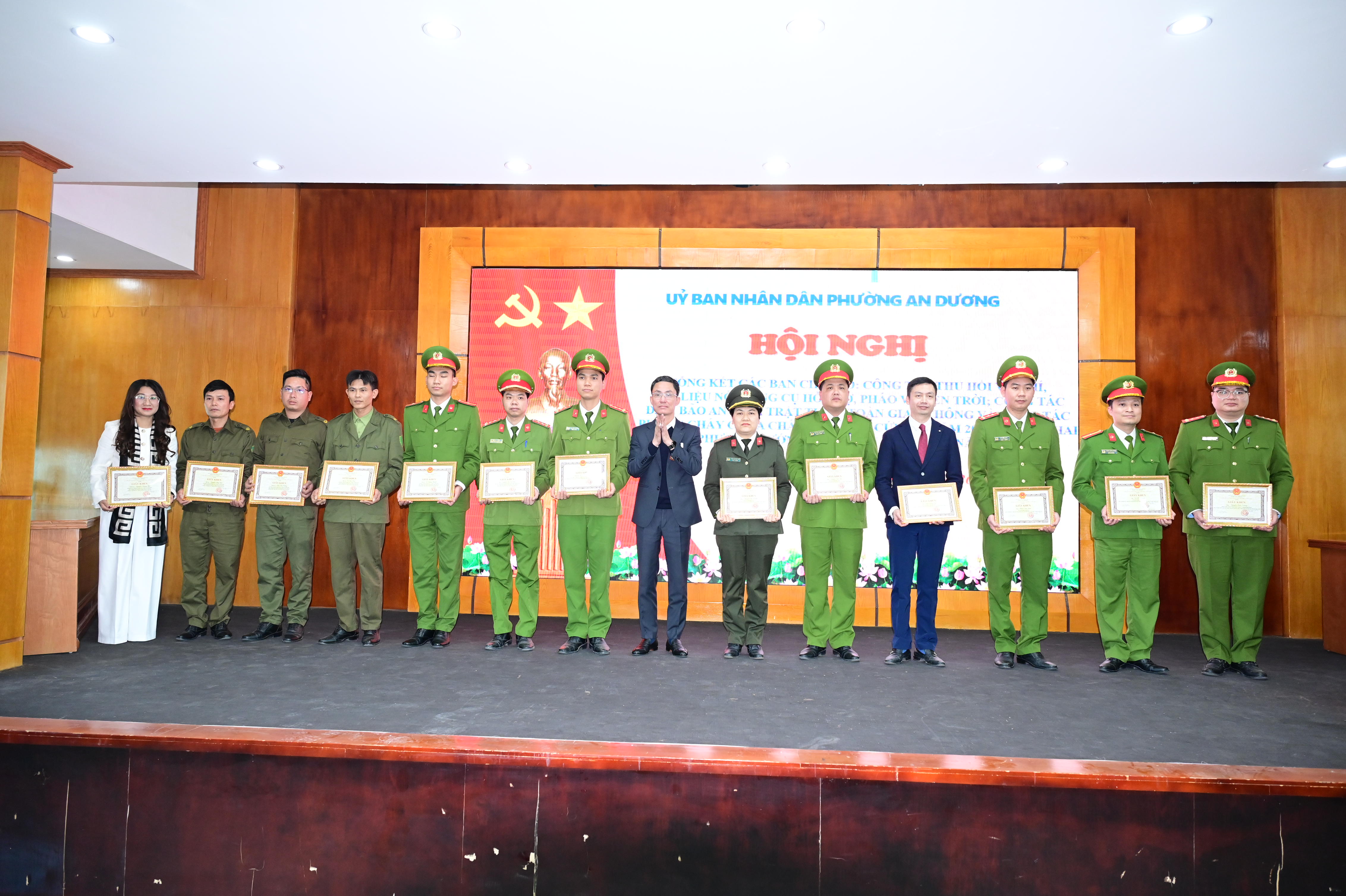UBND phường An Dương: Triển khai cao điểm thu hồi vũ khí, vật liệu nổ, công cụ hỗ trợ và pháo, bảo đảm an toàn giao thông, phòng cháy chữa cháy năm 2026